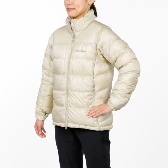 モデル身長158cm／Mサイズ着用