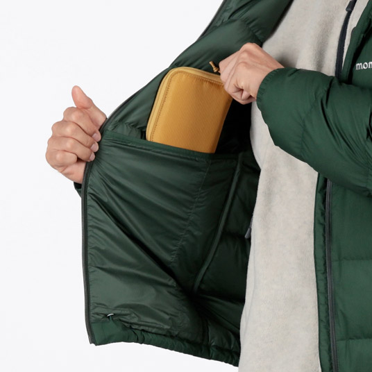 小物が入れられる内ポケット