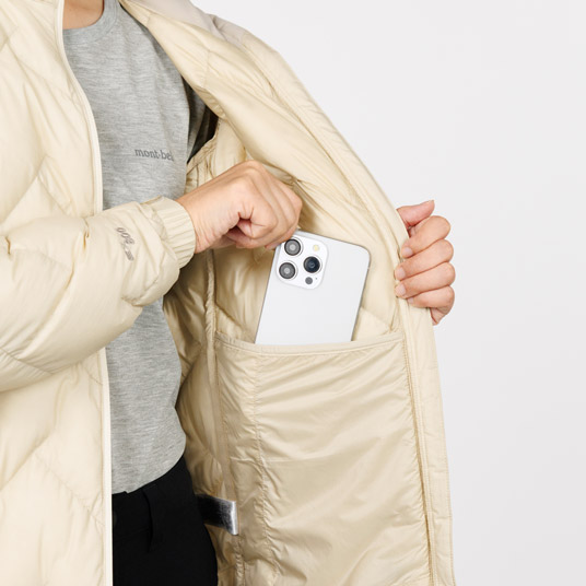 小物が入れられる内ポケット