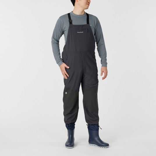モデル身長175cm／Mサイズ着用